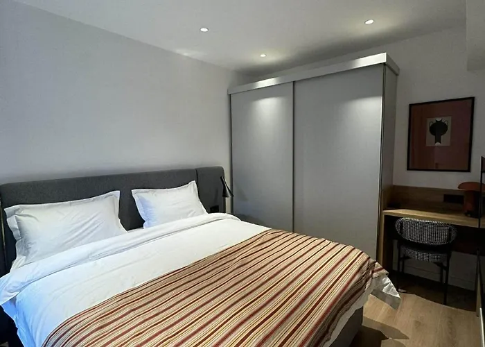 Apartment In The City Centre 203